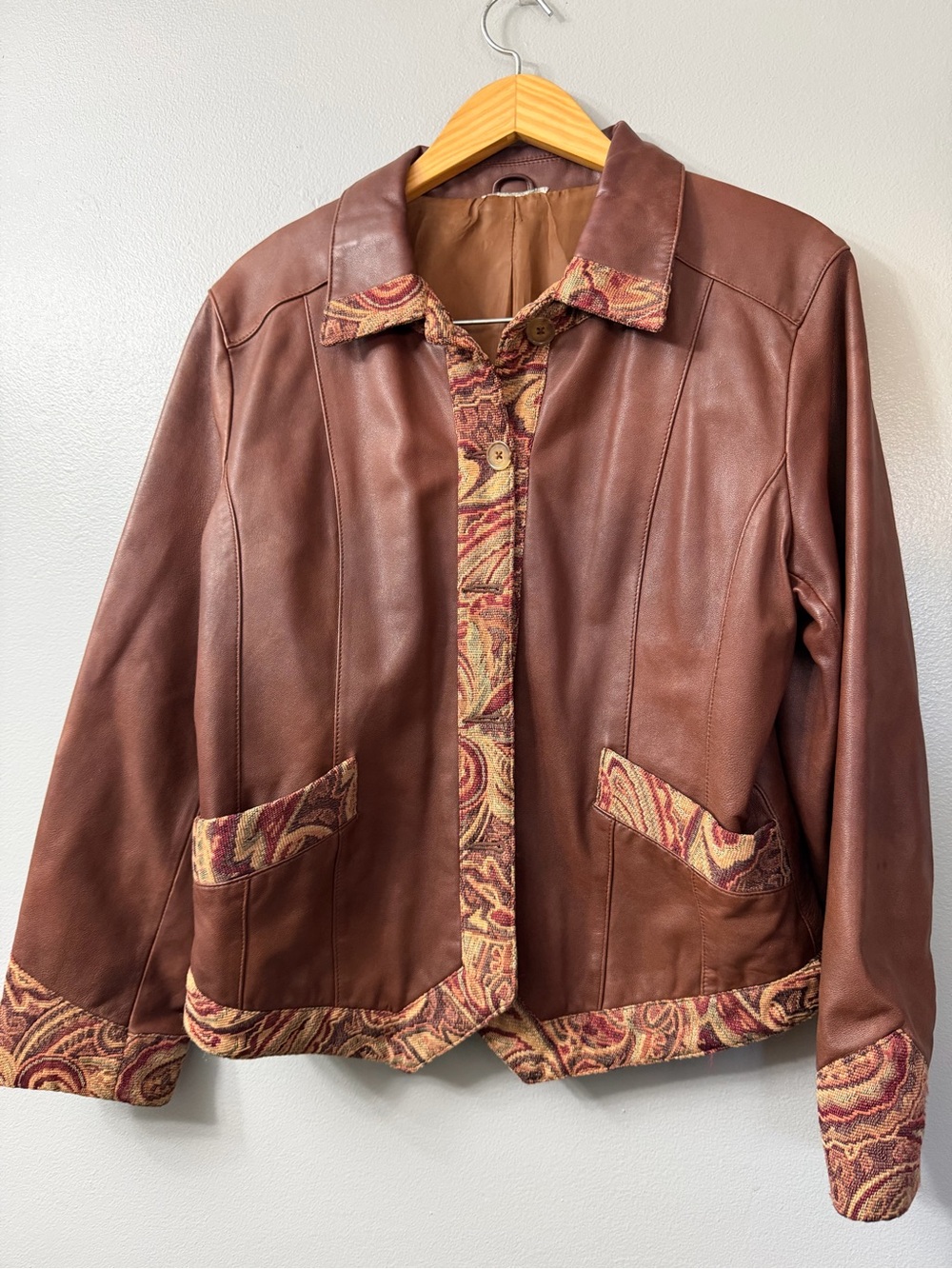 Vintage Genuine Leather & Tapestry Boho Jacket 
Women’s medium